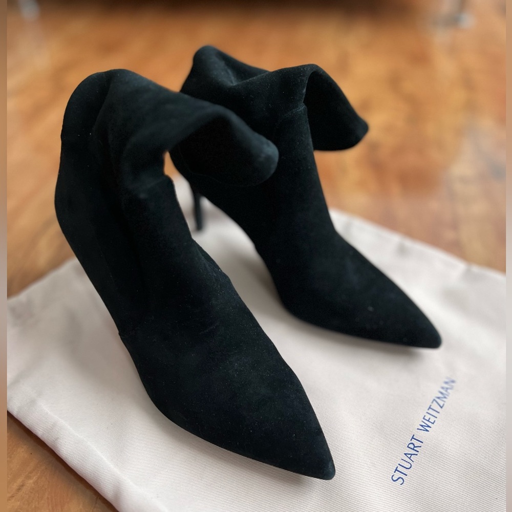 Stuart weitzman sock suede ankle boots 9.5